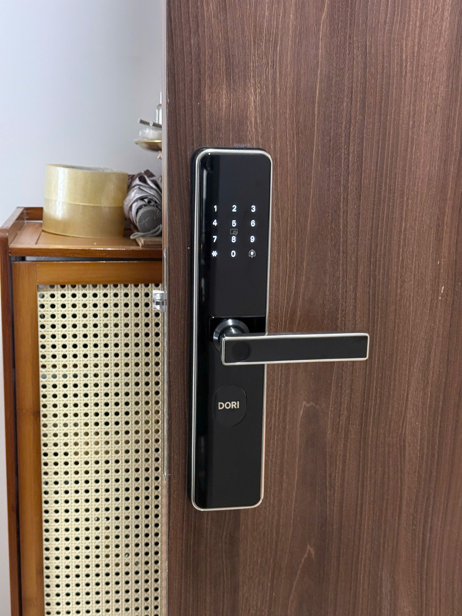 Khóa vân tay cửa gỗ DR-053
