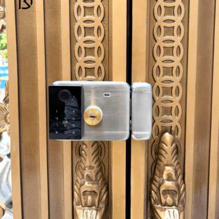khóa cửa cổng thông minh dr-023 plus