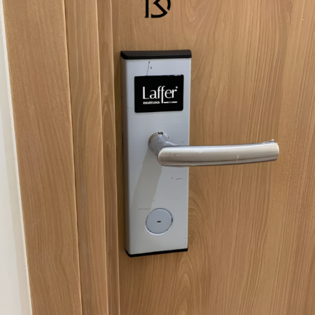 khóa khách sạn cửa gỗ Laffer DSH100